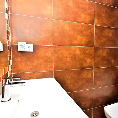 Cl Luxury First Line בנידורם